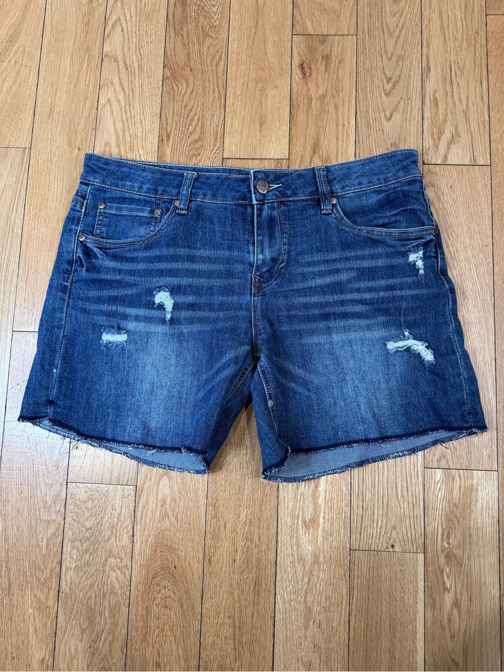 Dollhouse Dylan Dark Blue Distressed Denim Jean Shorts 11